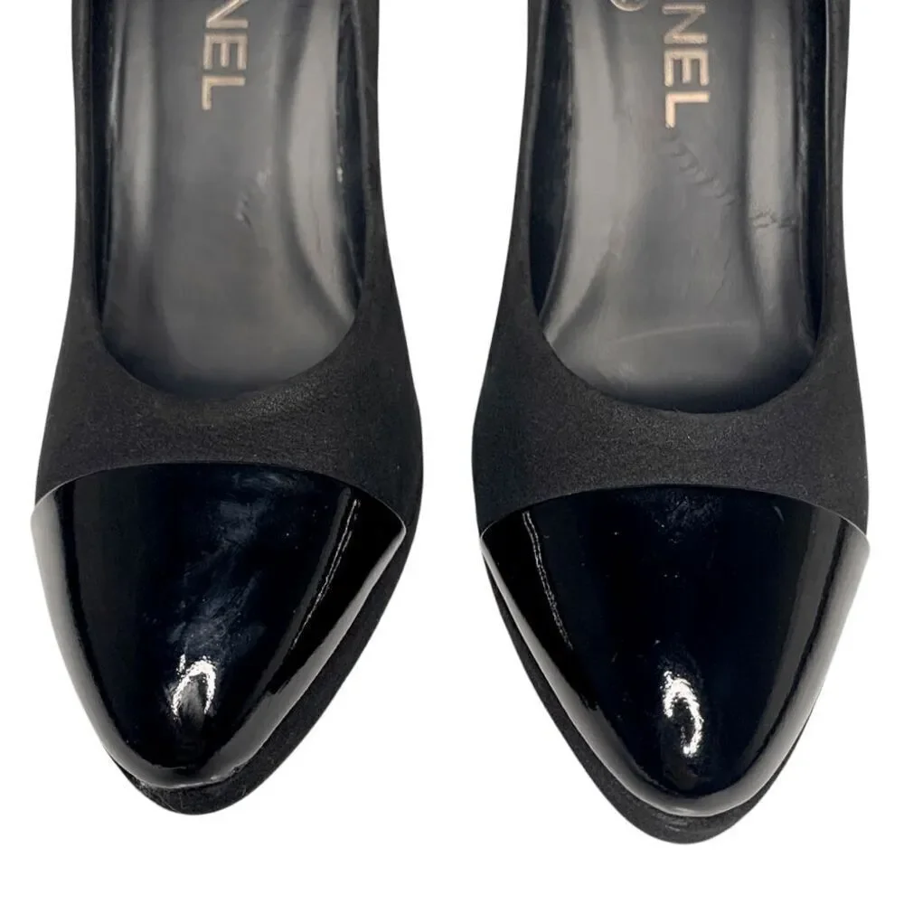 Chanel Interlocking CC Logo Black Fabric Pumps EU 38 US 7-7.5 Cap Toe High Heels